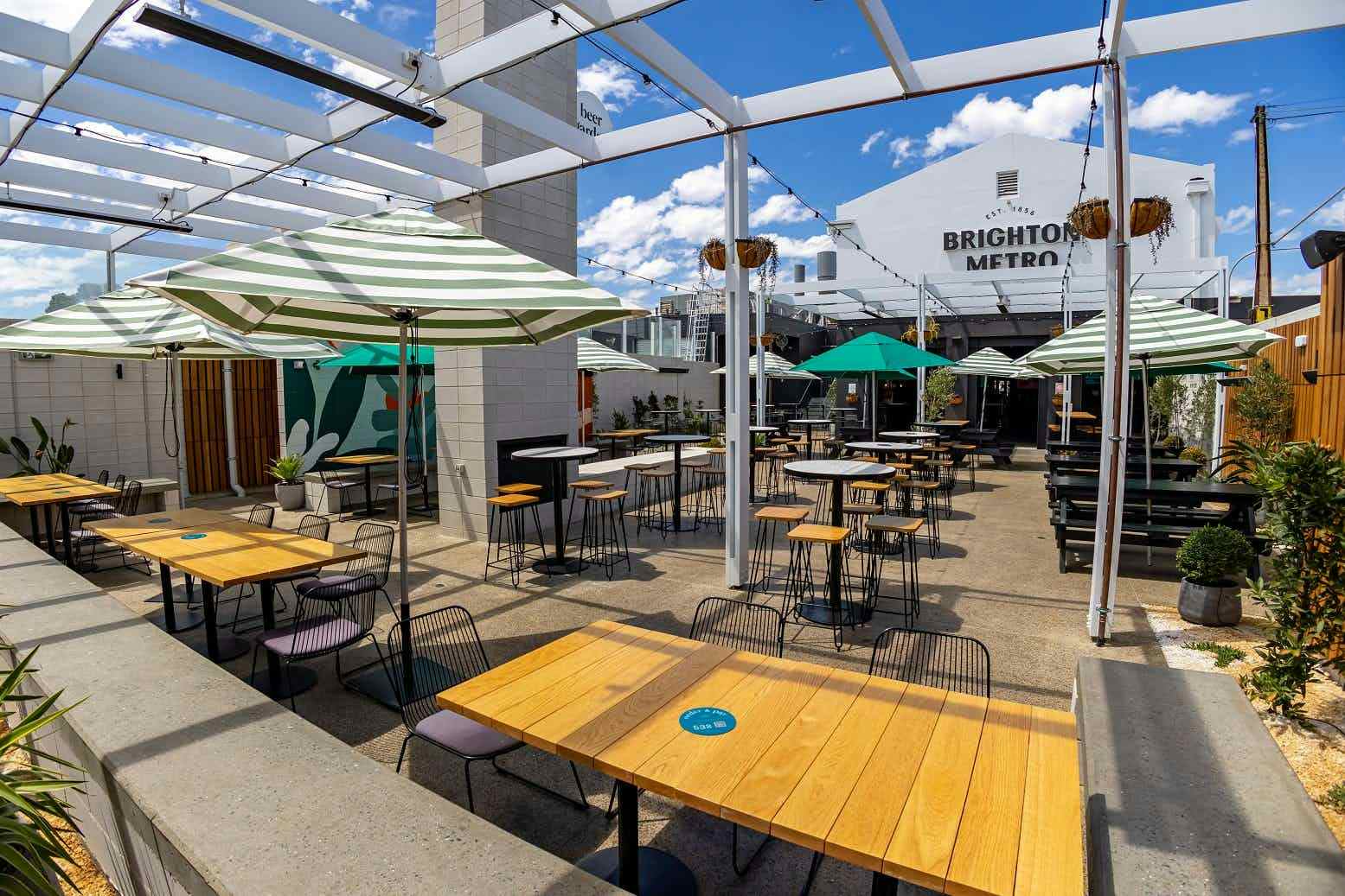 Brighton Metro Hotel